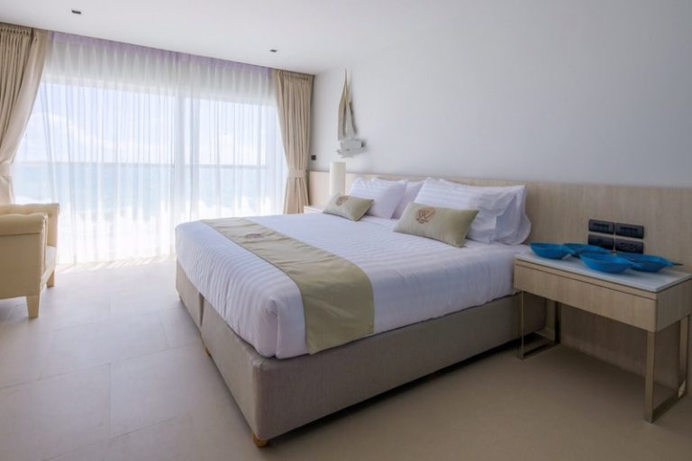 Deluxe Seaview Room