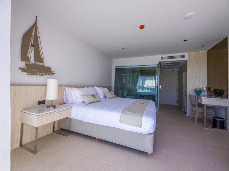 Deluxe Seaview Room