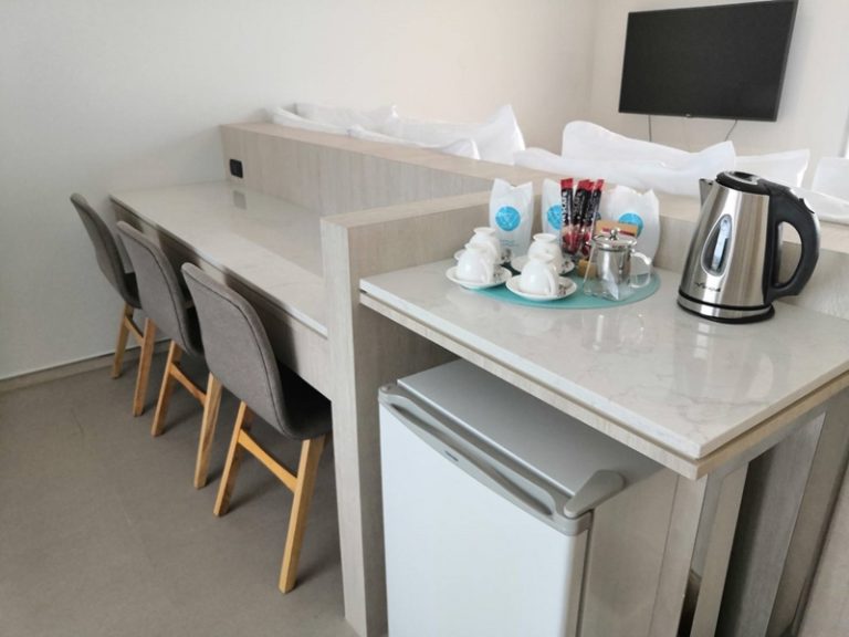 Corner Suite